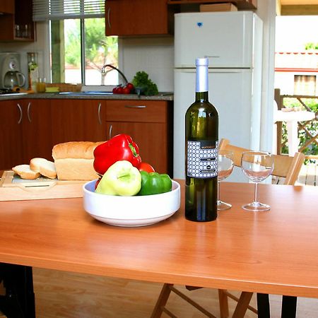 Camp Dole Zivogosce Hotel Podgora Ngoại thất bức ảnh
